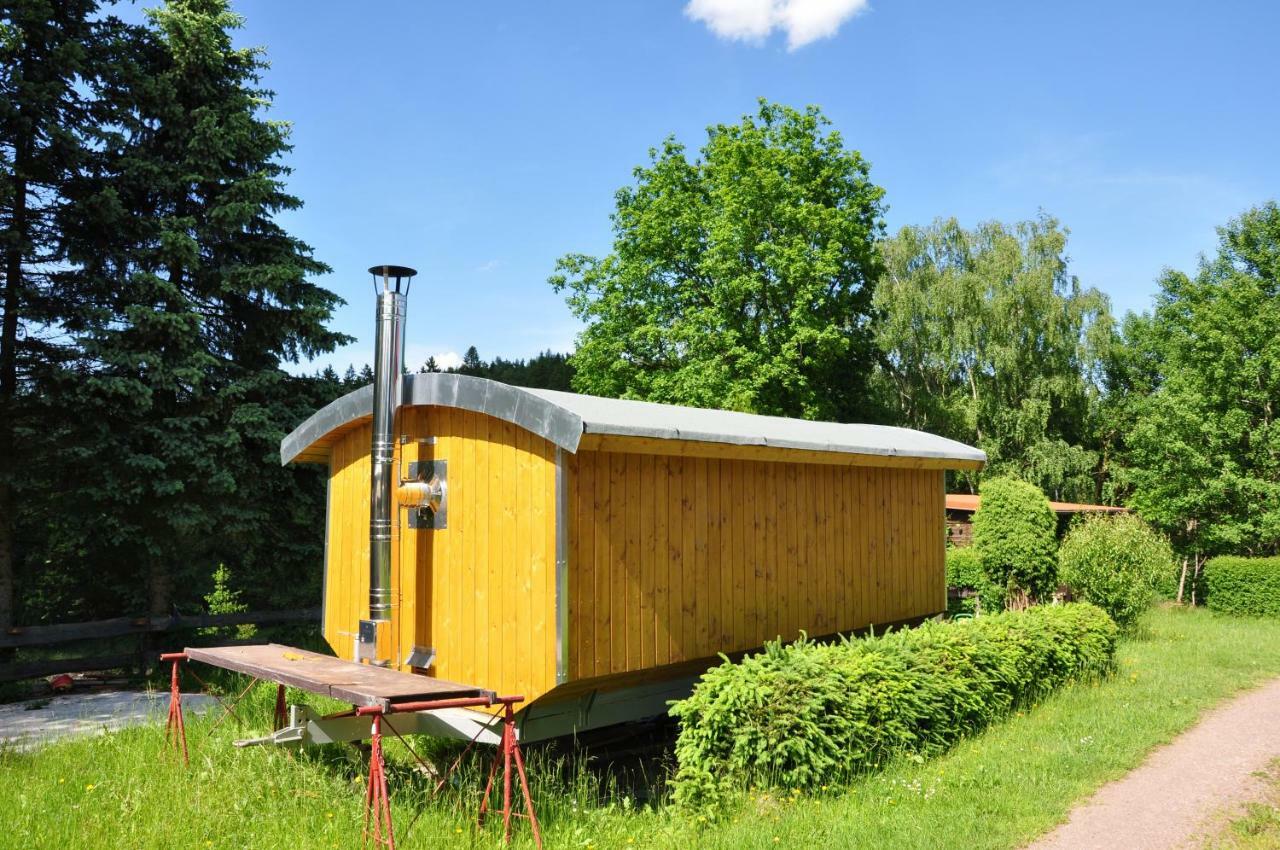 Campingplatz Am Waldbad Breitenbach  Buitenkant foto